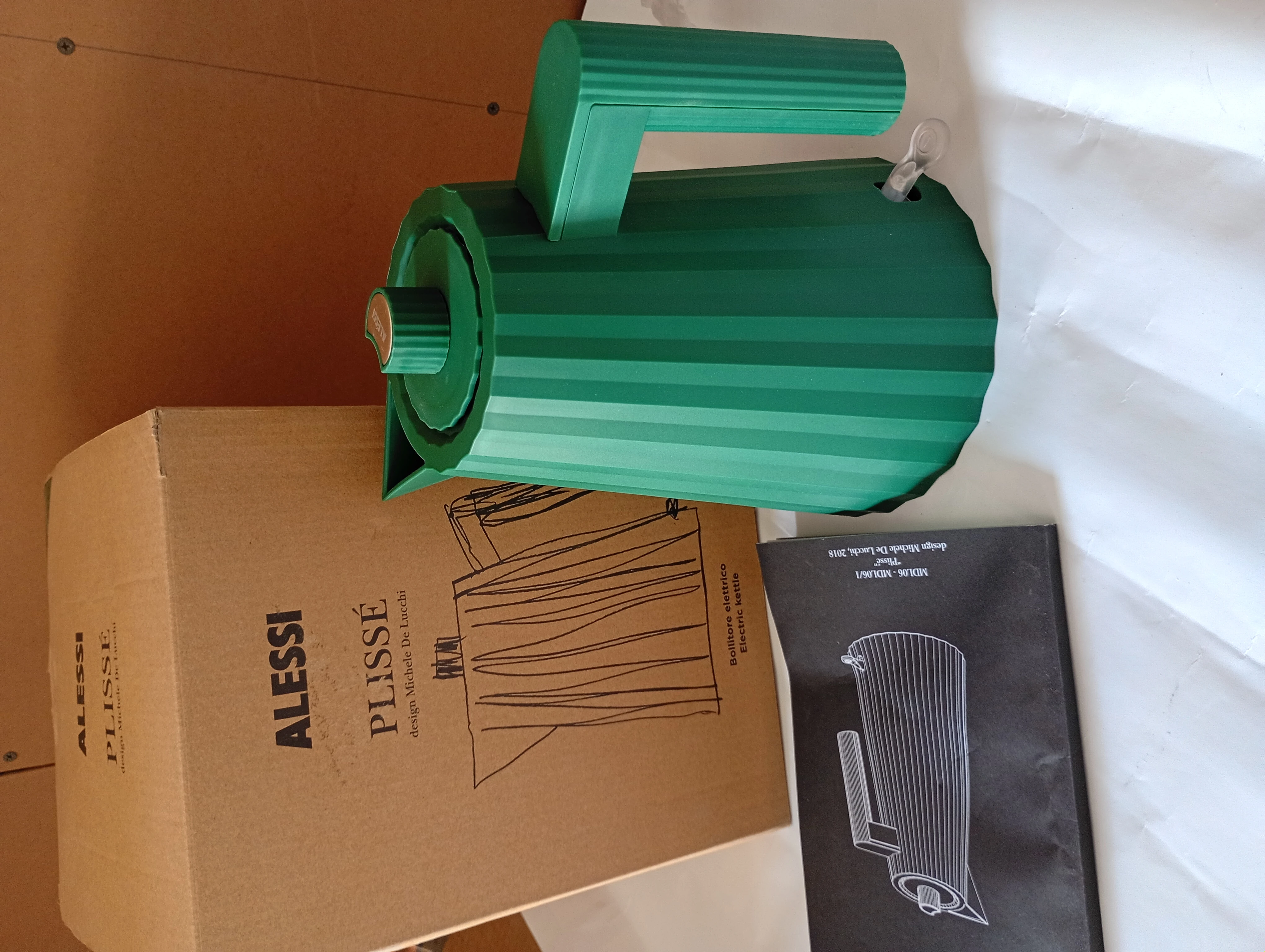 Alessi Plisse 1L Electric Water Kettle