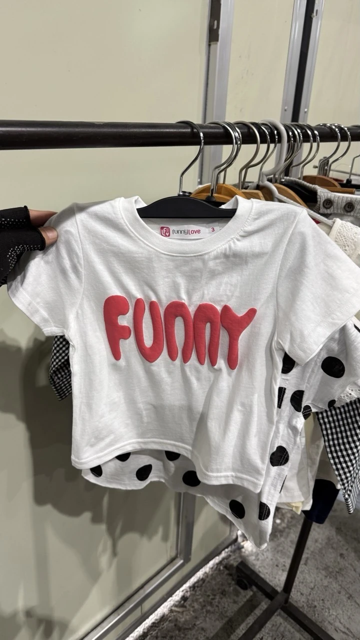 T-SHIRT