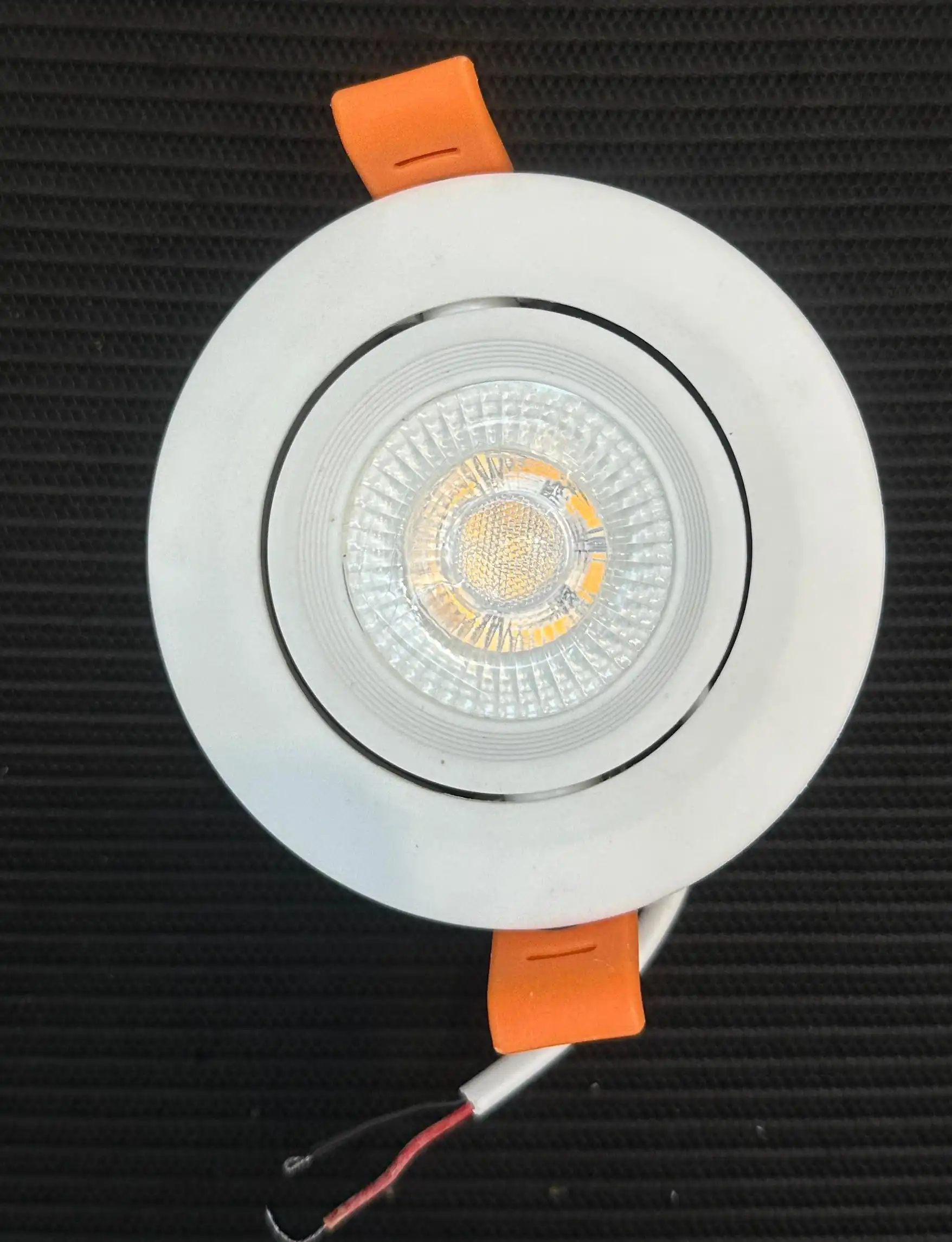 Noura LED Ceiling Light (7Watt ,560LM)