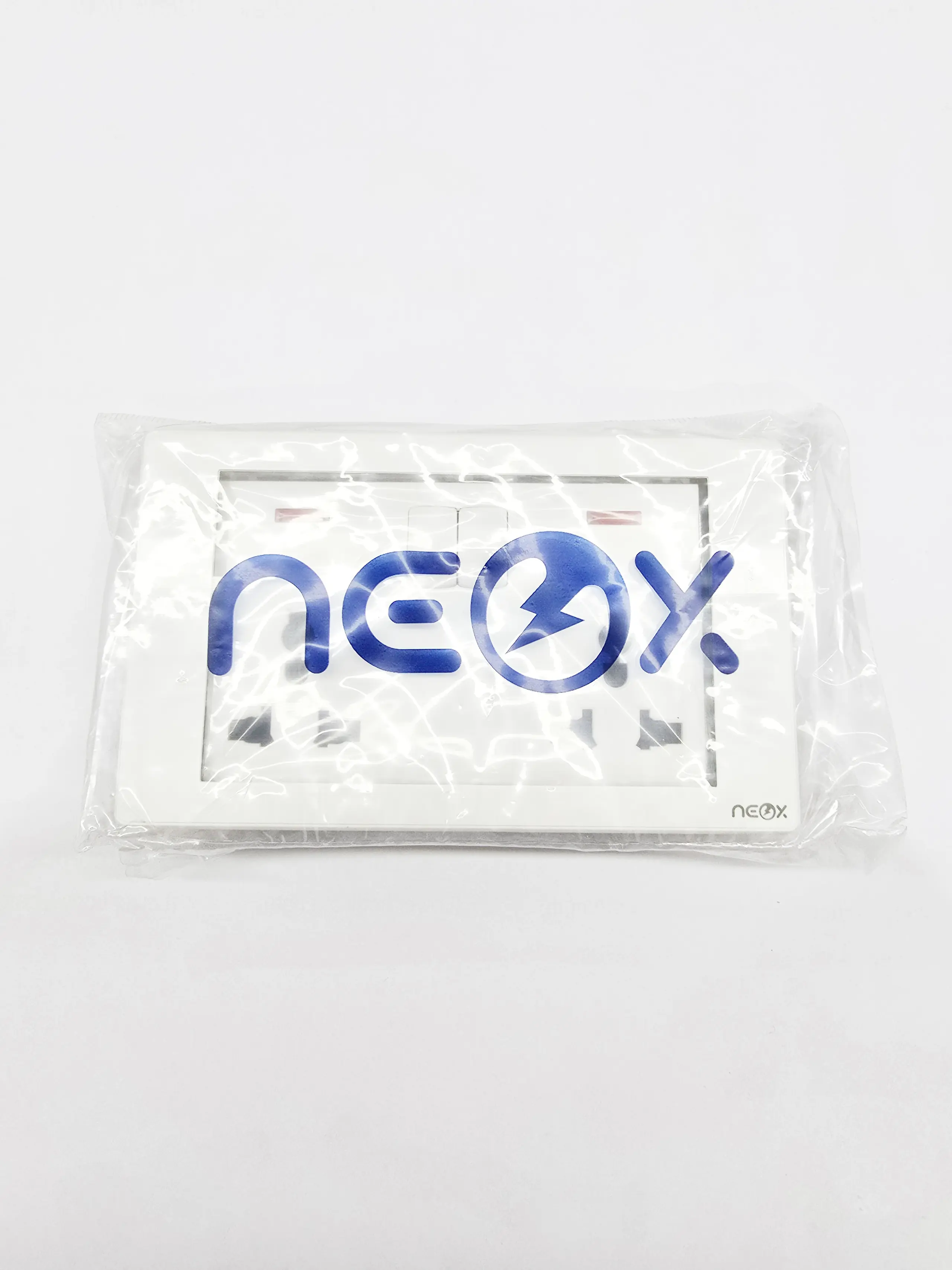 Neox Switched Universal Socket 250V 2Gang 13A W/ Indicator, Material: Pc Panel&Stainless Steel Suppo