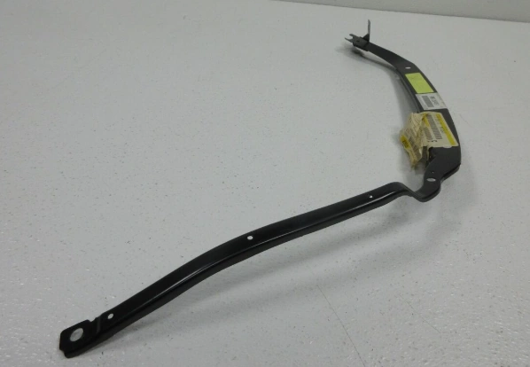 Mitsubishi Plate Frt Bump-Mn126460