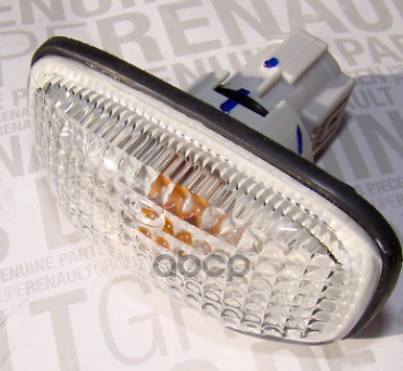 Nissan-Renault-Infiniti Fenter Lamp-26160-95F0A